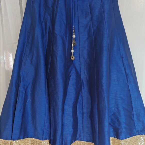 Lehenga - Picture 4 of 5